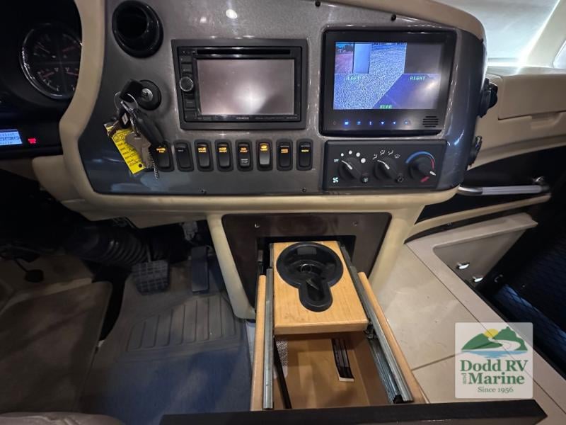 Pre-Owned 2015 Tiffin Motorhomes 40 AH - photo - 65