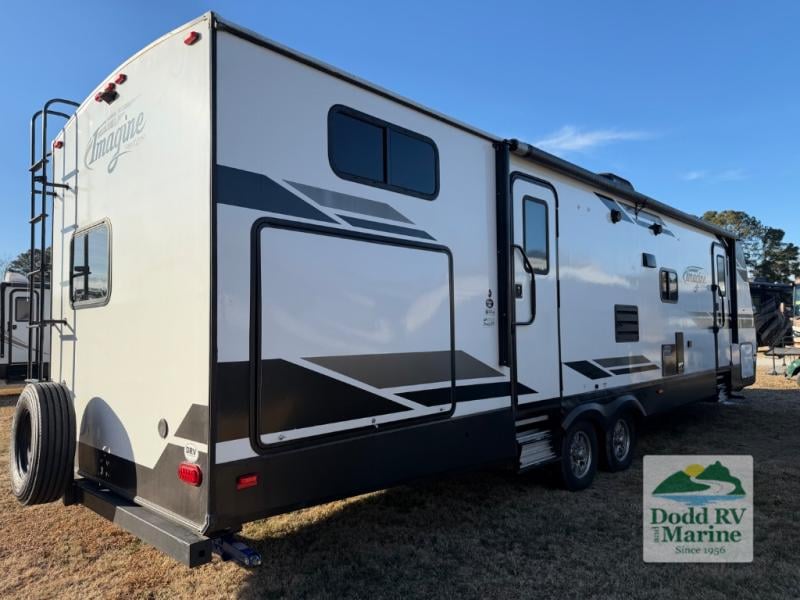 Pre-Owned 2019 Grand Design 3170BH - photo - 3