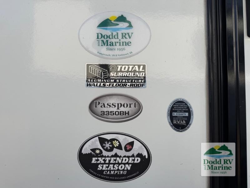Pre-Owned 2019 Keystone RV 3350BH Grand Touring - photo - 3