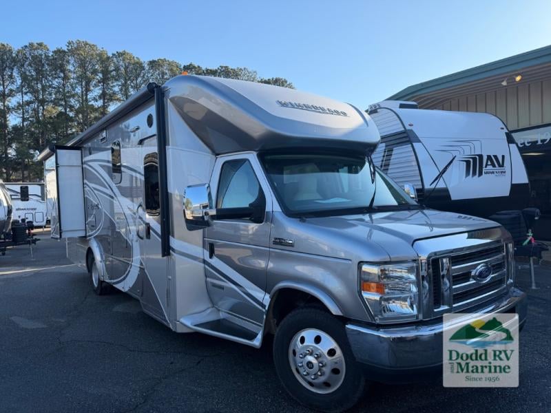 Pre-Owned 2017 Winnebago 27K - photo - 0