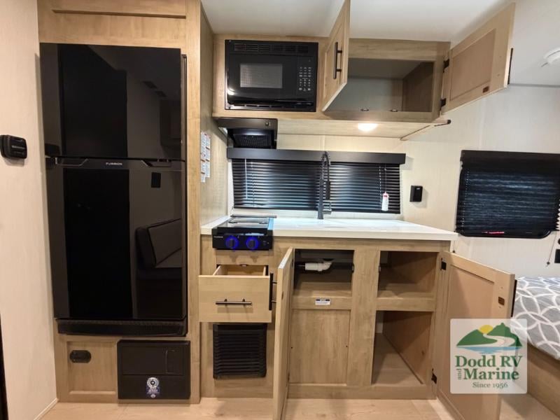 New 2026 Forest River RV 16FQWBL - photo - 8