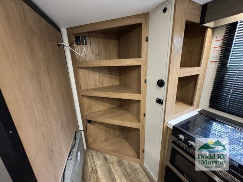 Pre-Owned 2024 Forest River RV 23LM - photo - 16