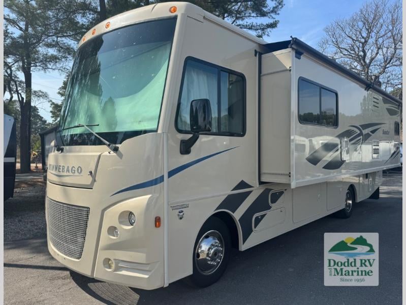 Pre-Owned 2018 Winnebago 29VE - photo - 2