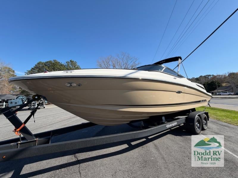 Pre-Owned 2016 Sea Ray 250 - photo - 1