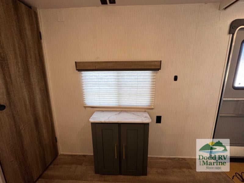 Pre-Owned 2024 Heartland 34BSBH - photo - 43