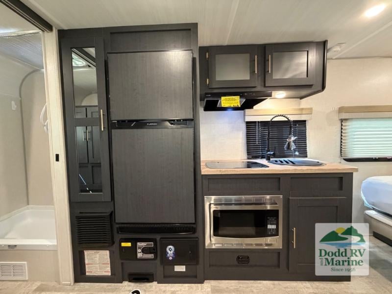 Pre-Owned 2024 Forest River RV RP-192 - photo - 7