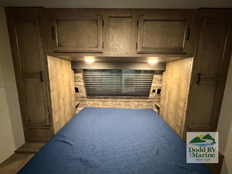 Pre-Owned 2022 Venture RV ST333VIK - photo - 30