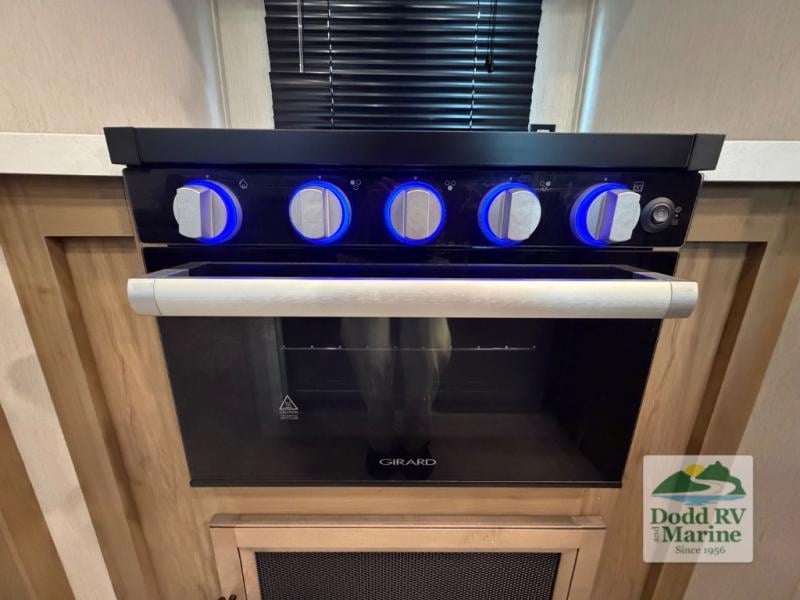 Pre-Owned 2024 Forest River RV VGF383G2 - photo - 10