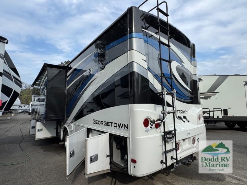 Pre-Owned 2019 Forest River RV 369DS - photo - 2