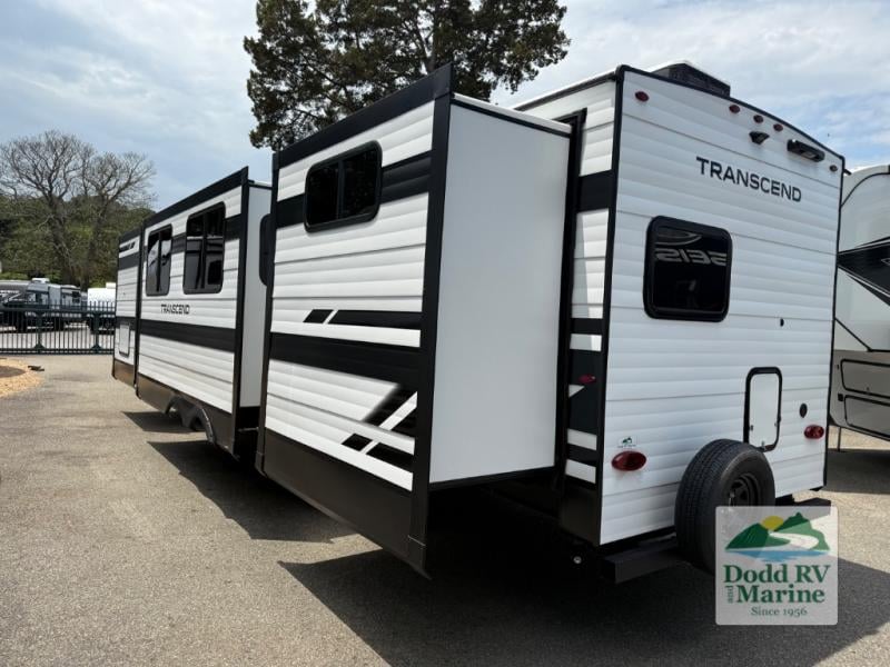 New 2026 Grand Design 335BHT - photo - 2
