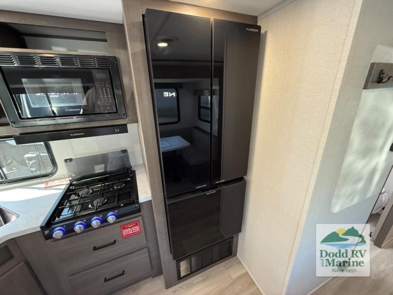 New 2026 Grand Design 325BHT - photo - 8