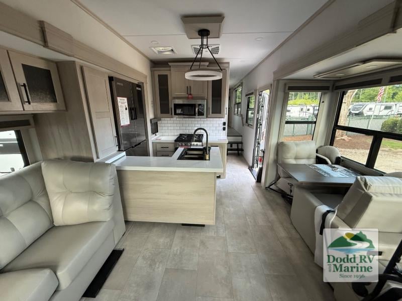 New 2026 Grand Design 388MBS - photo - 4