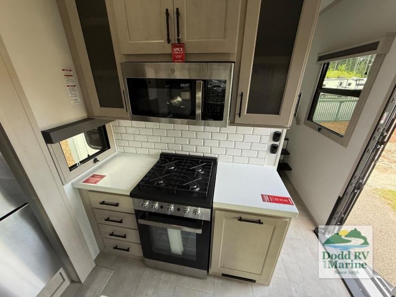 New 2026 Grand Design 388MBS - photo - 8