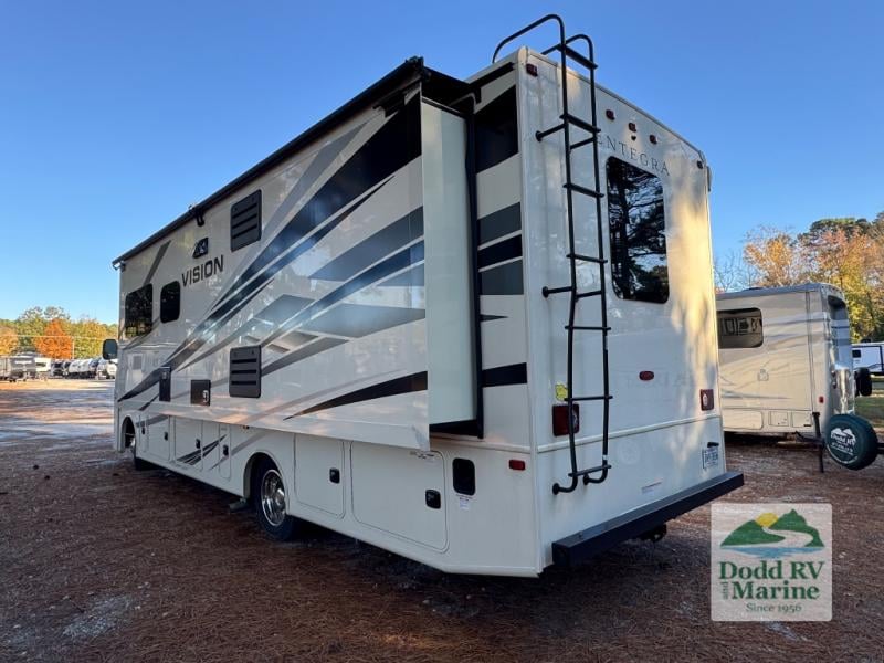 Pre-Owned 2023 Entegra Coach 29S - photo - 3
