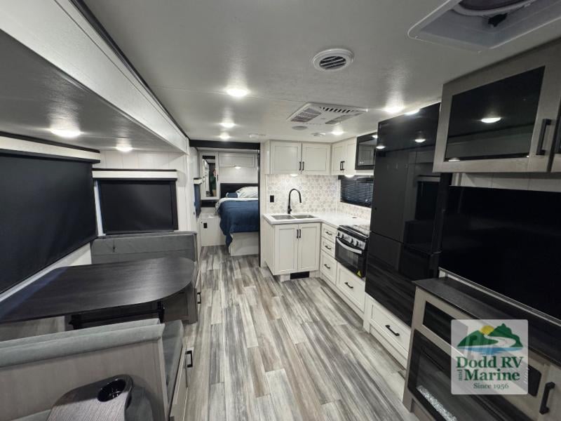 Pre-Owned 2025 Jayco 25RB - photo - 7
