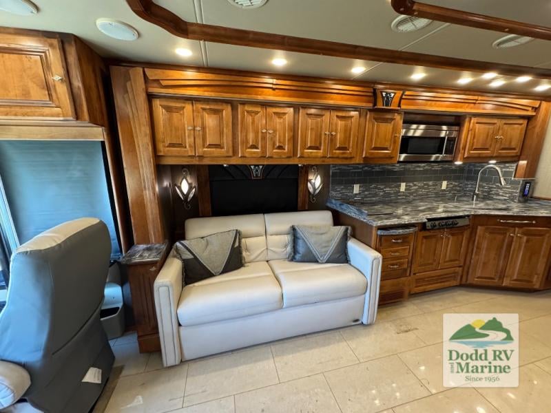 Pre-Owned 2016 Tiffin Motorhomes 40 QBH - photo - 12