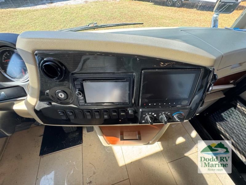 Pre-Owned 2016 Tiffin Motorhomes 40 QBH - photo - 14