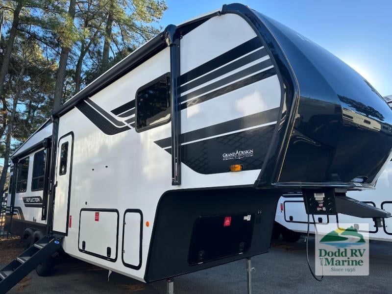 New 2026 Grand Design 303RLS - photo - 0